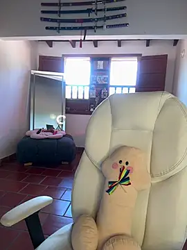 Ale_Lewis live cam, Colombia, Athletic, Black, Brown - EroticFlix