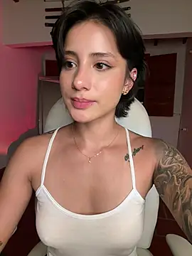 Ale_Lewis live cam, Colombia, Athletic, Black, Brown - EroticFlix