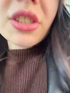 EliteBitch live cam, Thin, Black, Green, Small Tits - EroticFlix