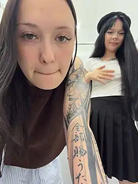 EliteBitch live cam, Thin, Black, Green, Small Tits - EroticFlix