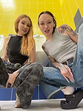 EliteBitch live cam, Thin, Black, Green, Small Tits - EroticFlix