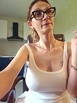 NaughtyWifey1 live cam, Thin, Blonde, Hazel, Big Tits - EroticFlix