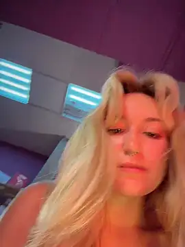 Rimmahottes live cam, Curvy, Blonde, Brown, Big Ass - EroticFlix