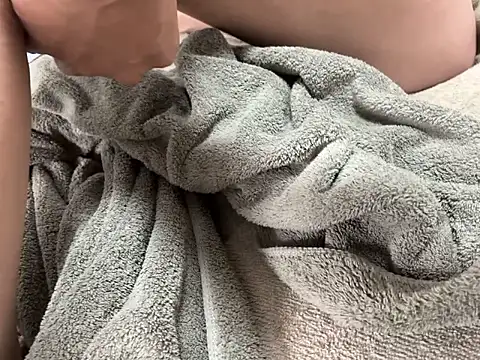 RinChaaaaan live cam, Thin, Colorful, Grey, Shaven - EroticFlix