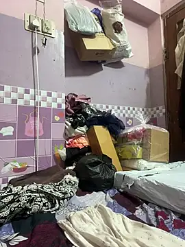 Sandhya_77 live cam, Thin, Brown, Black, Big Ass - EroticFlix