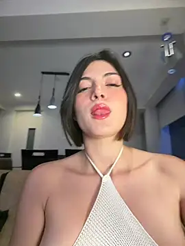 SeleneHale live cam, Thin, Brown, Brown, Big Tits - EroticFlix