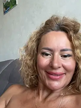 Tania201243 live cam, Average - EroticFlix