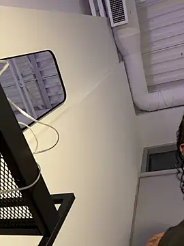 Your_Paris live cam, Canada, Average, Brown, Brown - EroticFlix