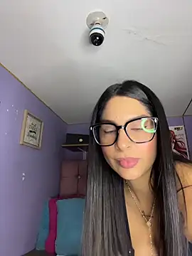 charlotte_stevenss_ live cam, Colombia, Average, Black, Brown - EroticFlix