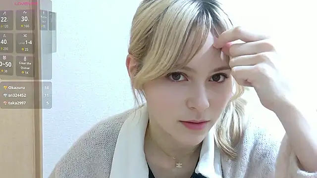 e_ri_ka93 live cam, Japan, Average, Blonde, Brown - EroticFlix