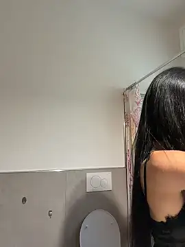 ilariea_girl live cam, Thin, Brown, Big Ass, Shaven - EroticFlix