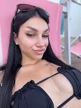 ilariea_girl live cam, Thin, Brown, Big Ass, Shaven - EroticFlix