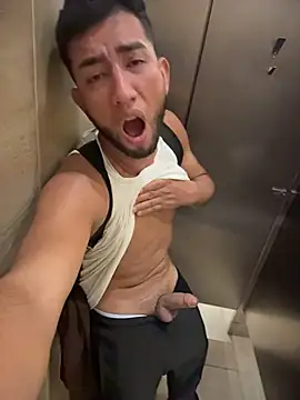 liam_bronw live cam, Colombia, Average, Brown, Brown - EroticFlix