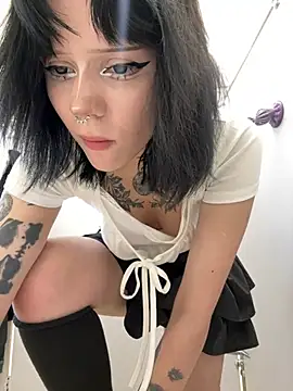 sukidaa live cam, Average, Brown, Blue, Big Ass - EroticFlix