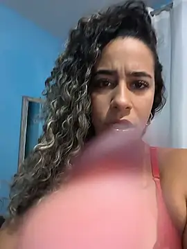 vivianeleoa live cam, Brazil, Average, Blonde, Brown - EroticFlix