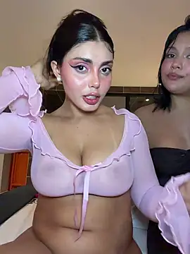 zui_lu live cam, Colombia, Curvy, Blonde, Blue - EroticFlix